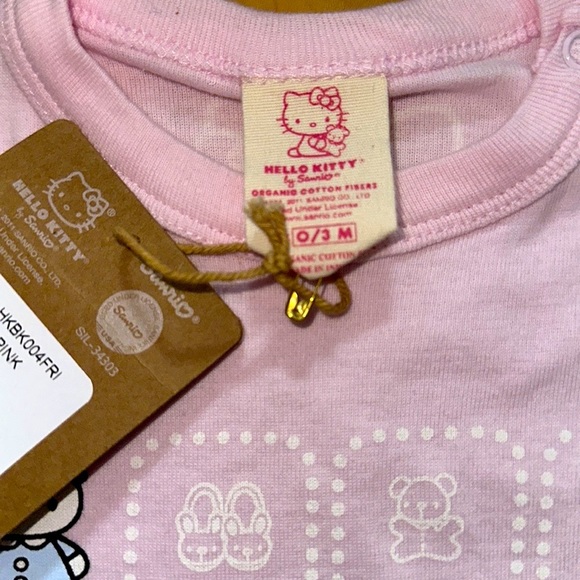 💝 Hello Kitty Onesie - Brand New with Tags - Picture 6 of 9
